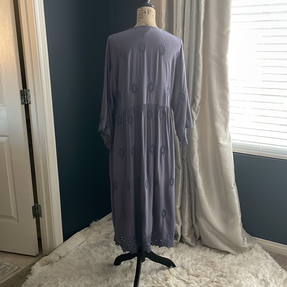 Purple Robe Size Small - Picture 3 of 7